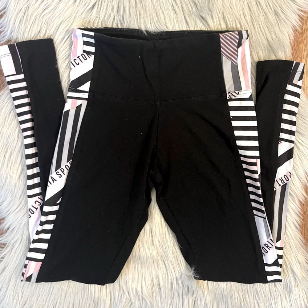 Victoria Sport Black Leggings